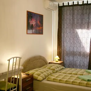 Apartment4you Apartamento Budapest